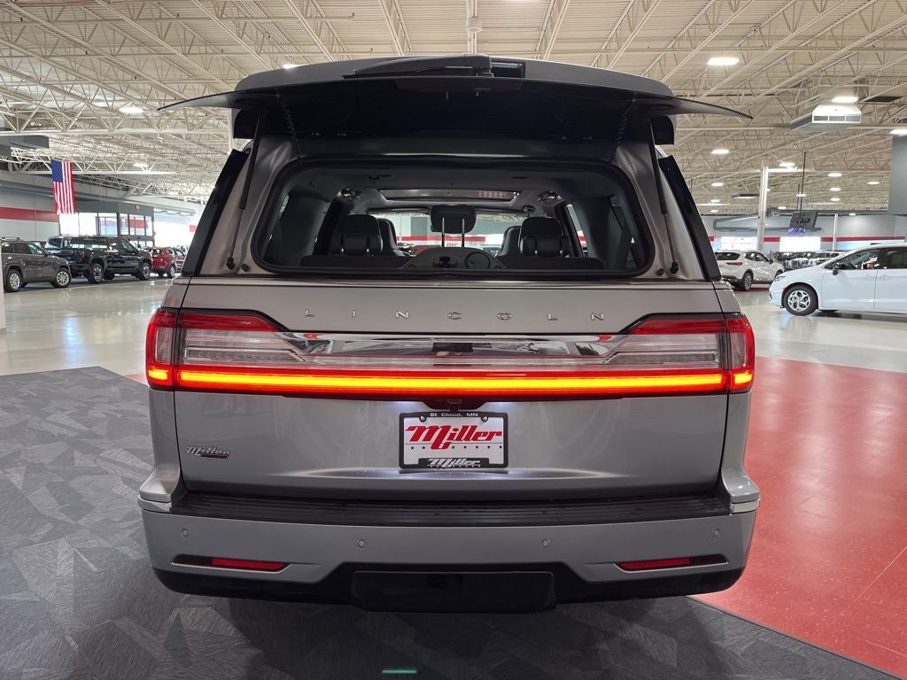 2021 Lincoln Navigator L Reserve