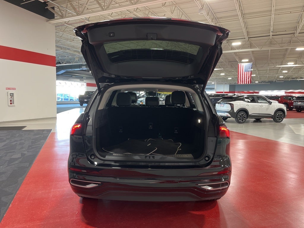 2025 Lincoln Nautilus Reserve