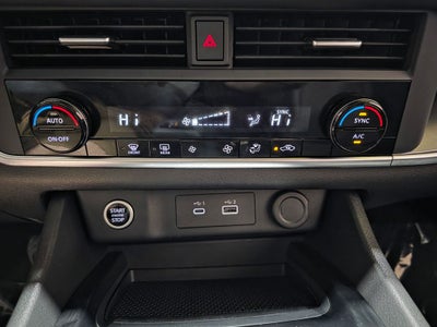 2023 Nissan Rogue SV Carbravo Certified