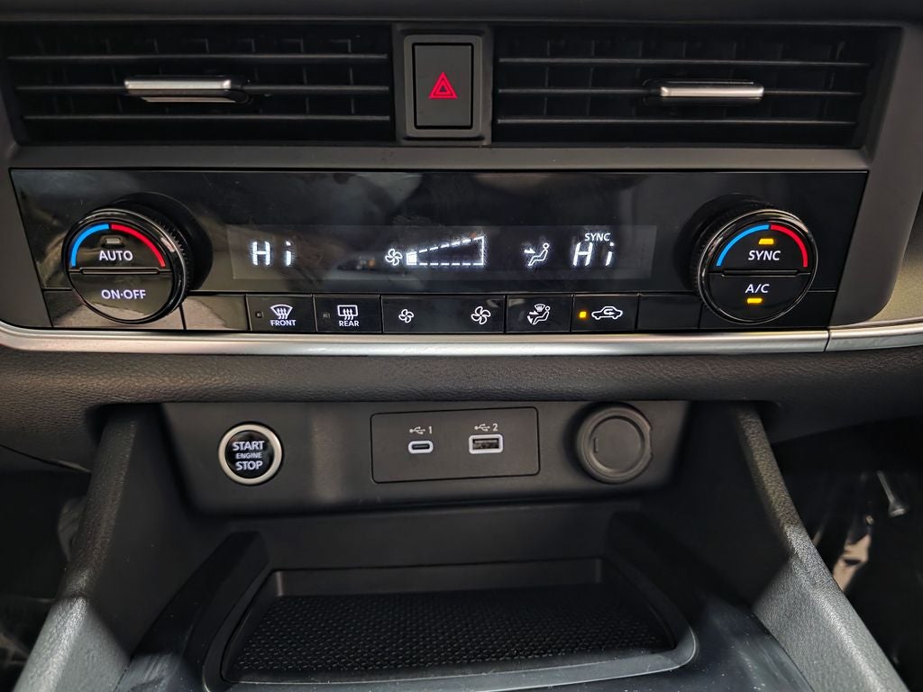 2023 Nissan Rogue SV Carbravo Certified