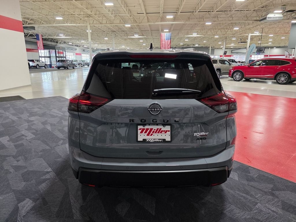 2026 Nissan Rogue Dark Armor