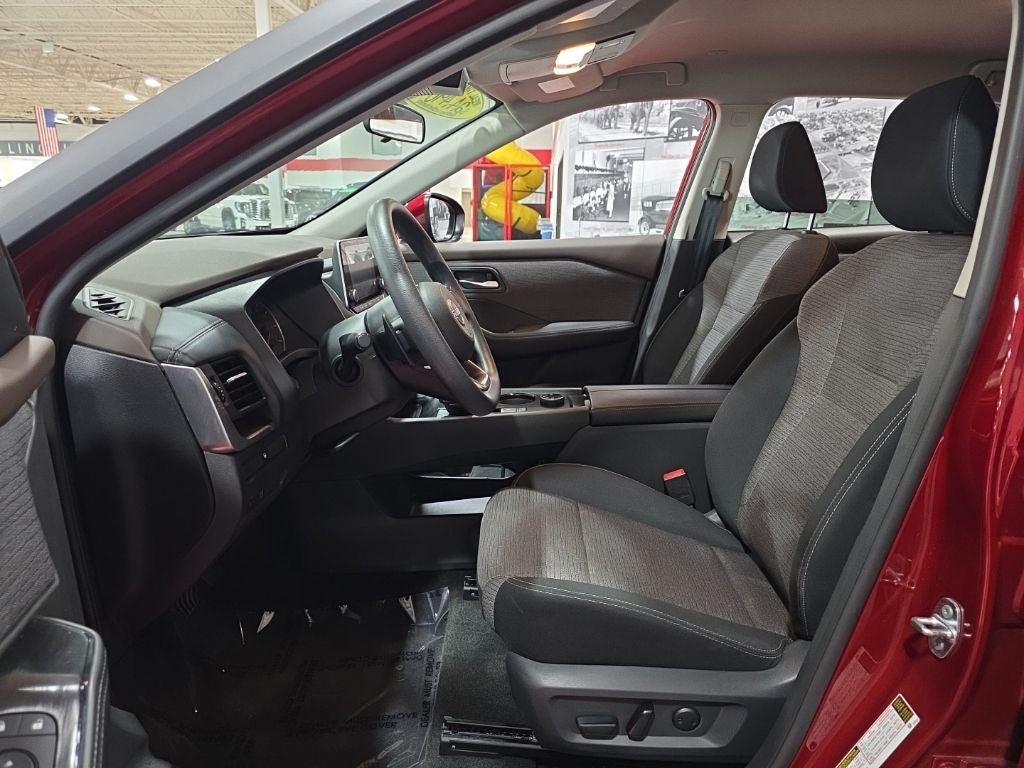 2023 Nissan Rogue SV CarBravo Certified