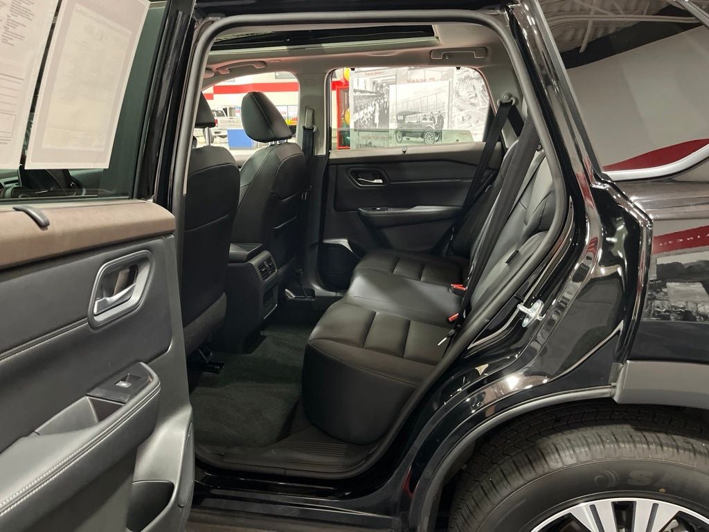 2023 Nissan Rogue SV CarBravo Certified