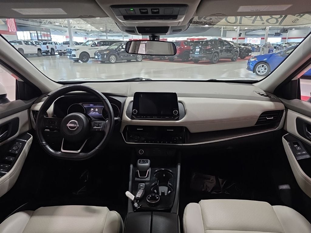 2022 Nissan Rogue SV