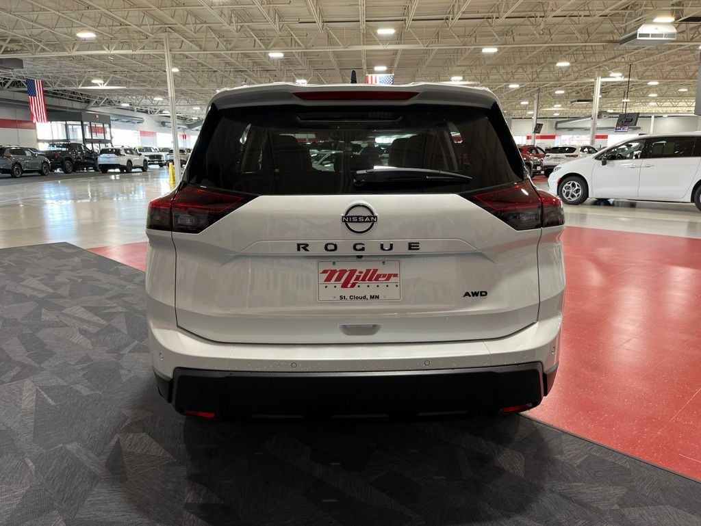 2026 Nissan Rogue Dark Armor
