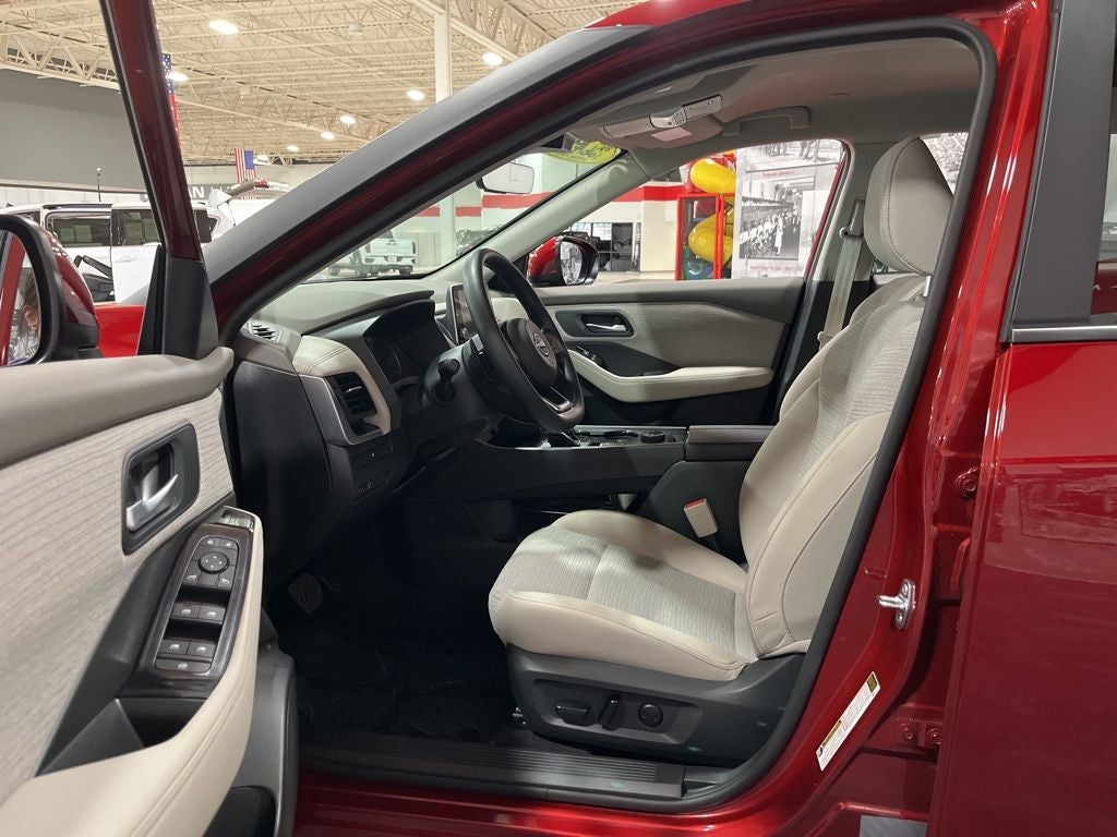 2023 Nissan Rogue SV Carbravo Certified