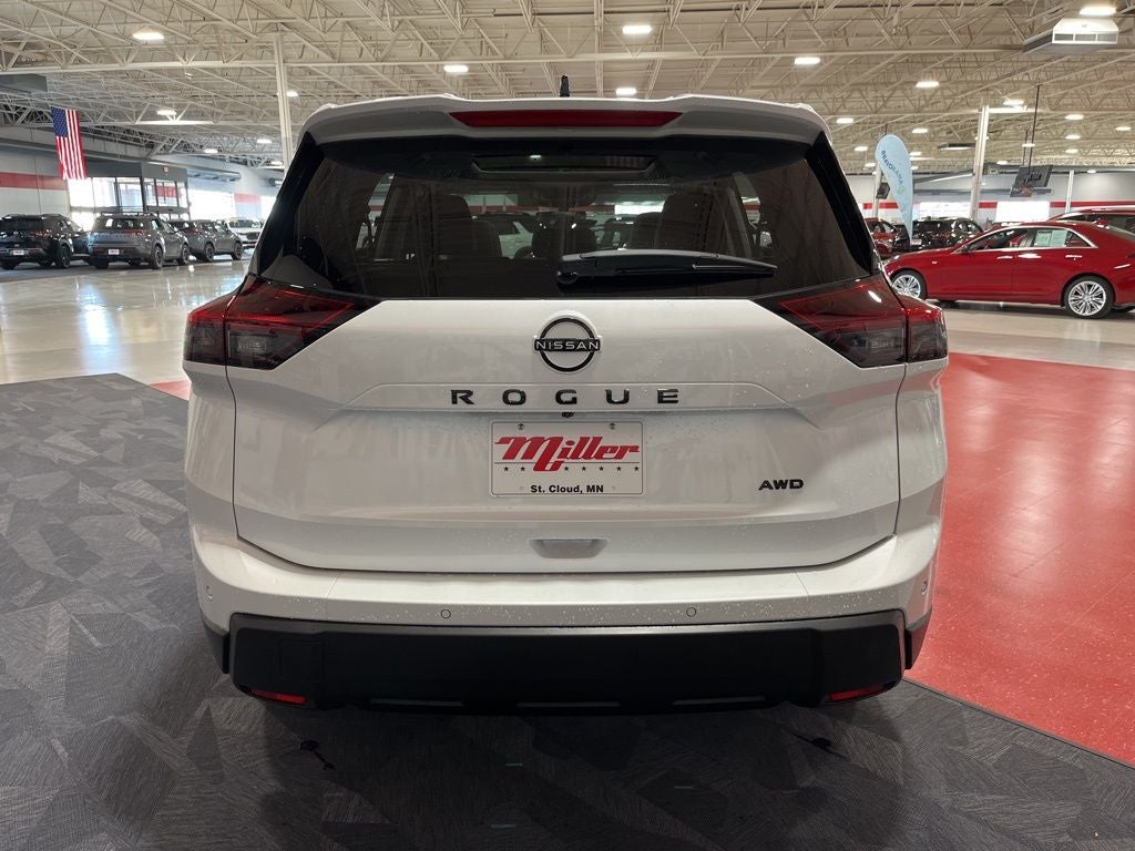 2026 Nissan Rogue Dark Armor