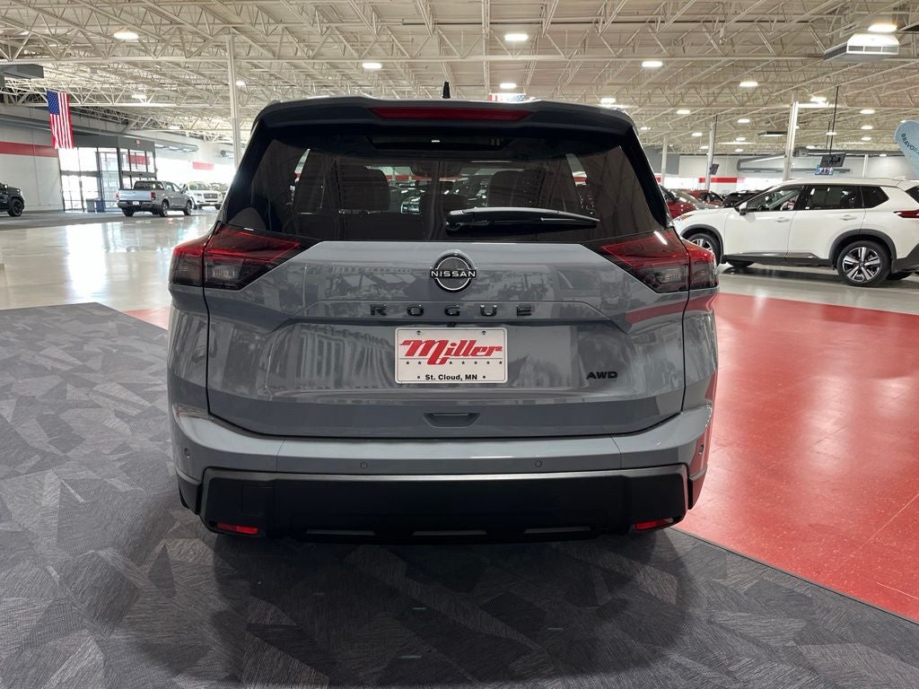 2026 Nissan Rogue Dark Armor
