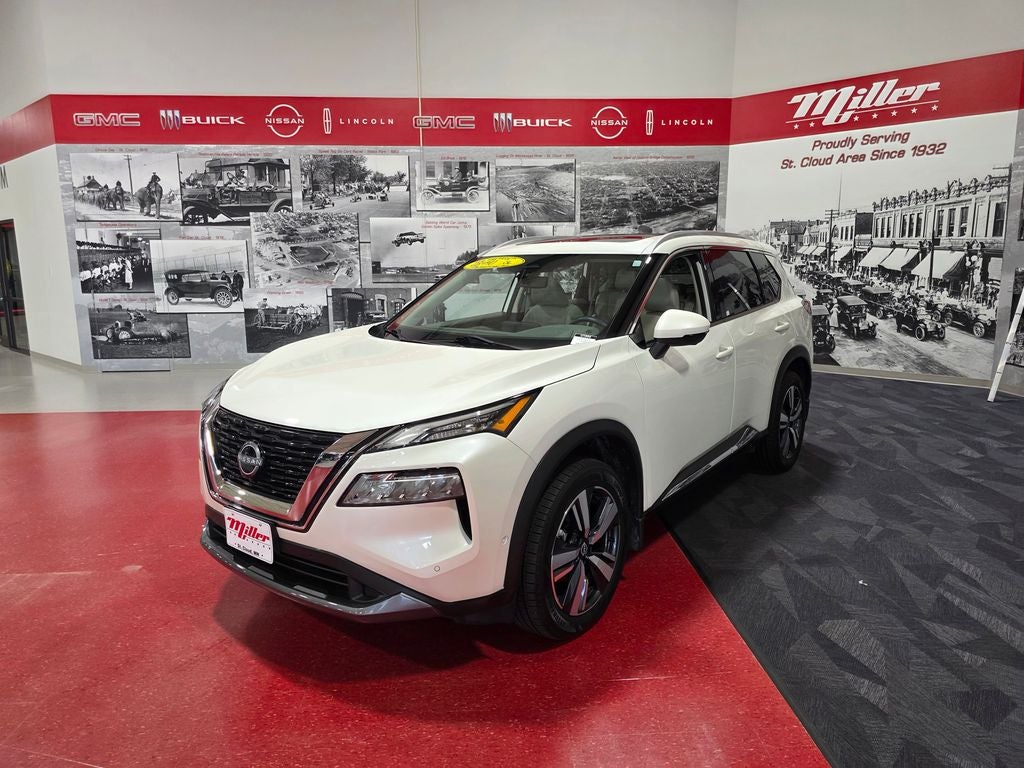 2023 Nissan Rogue SL