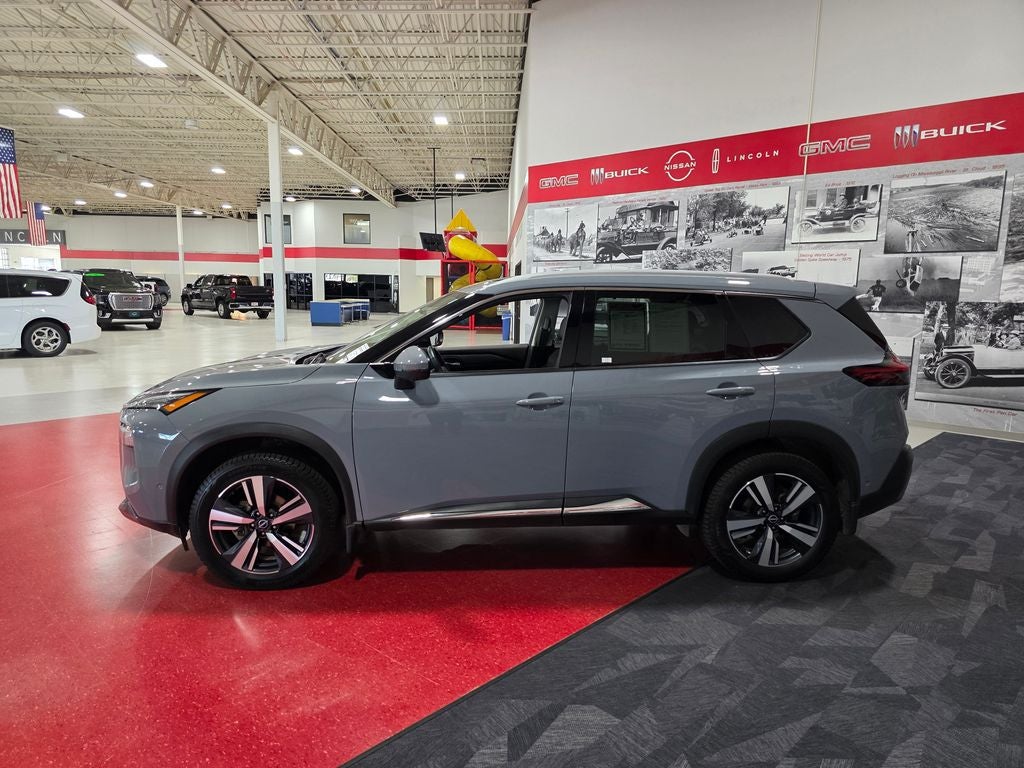 2023 Nissan Rogue SL
