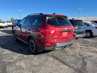 2020 Nissan Pathfinder SL