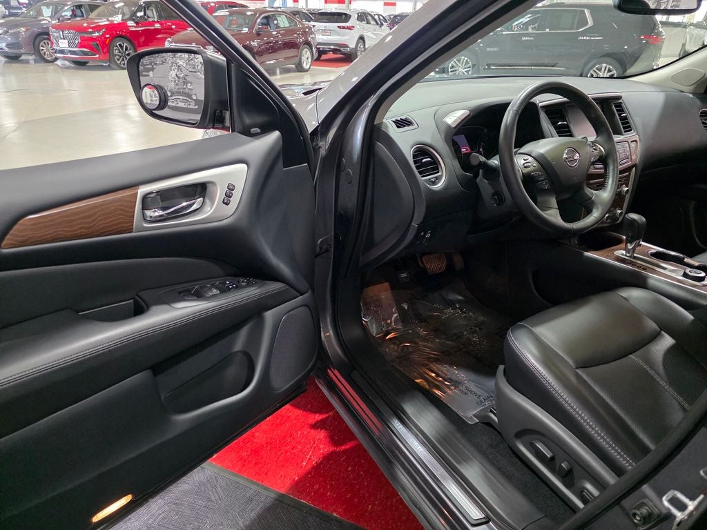 2019 Nissan Pathfinder Platinum Carbravo CPO