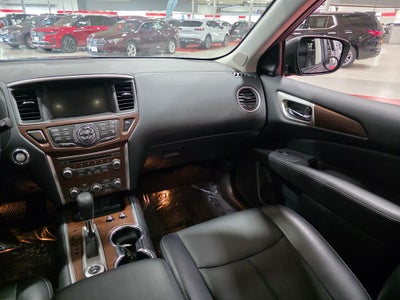 2019 Nissan Pathfinder Platinum Carbravo CPO