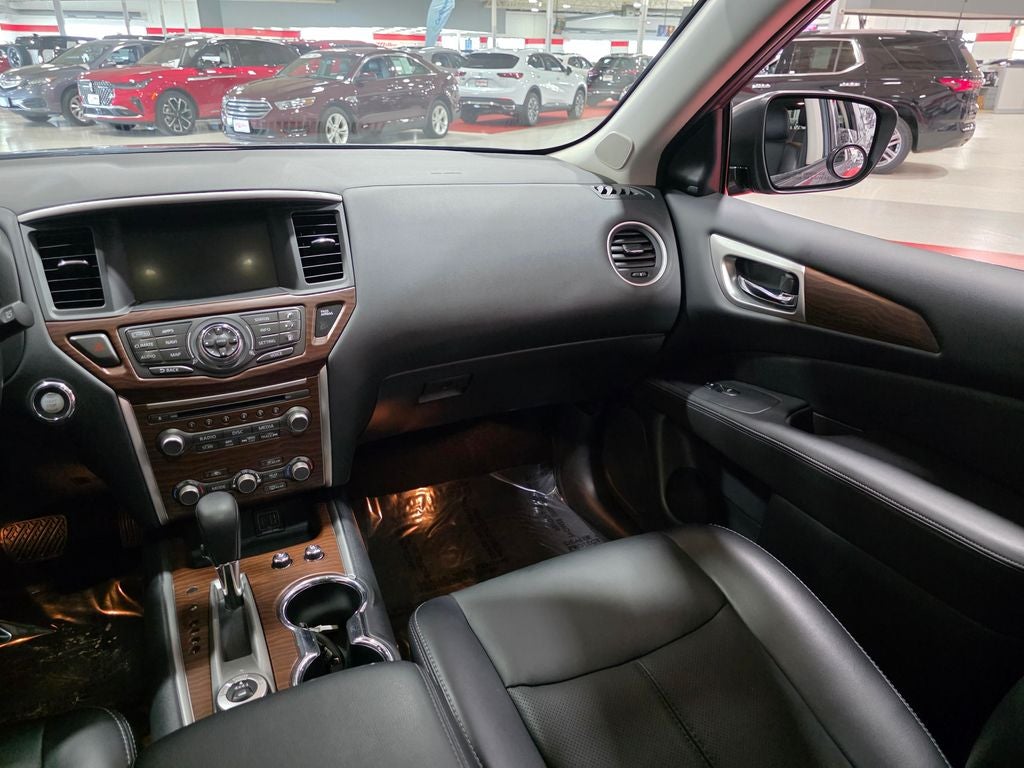 2019 Nissan Pathfinder Platinum Carbravo CPO