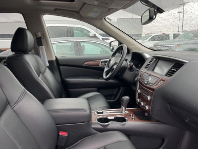 2019 Nissan Pathfinder Platinum