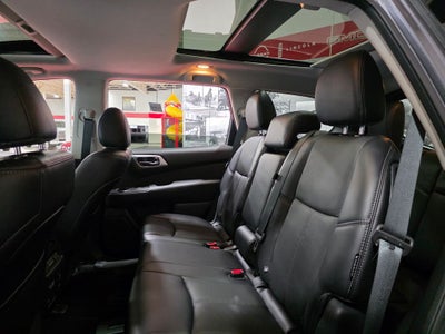 2019 Nissan Pathfinder Platinum Carbravo CPO