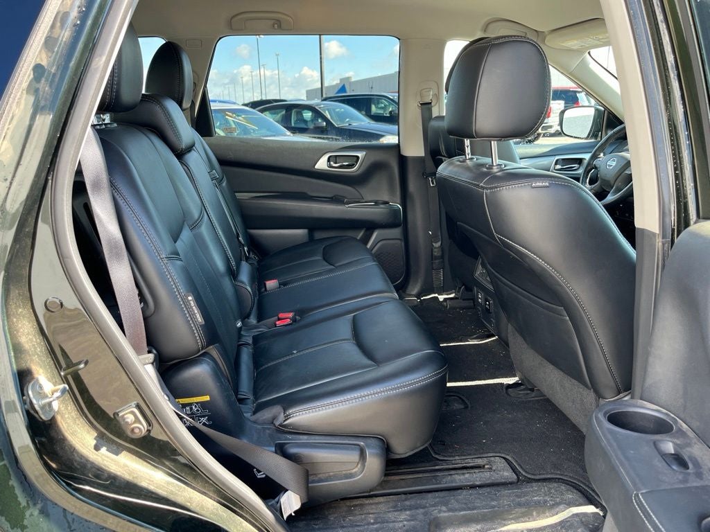 2018 Nissan Pathfinder SL