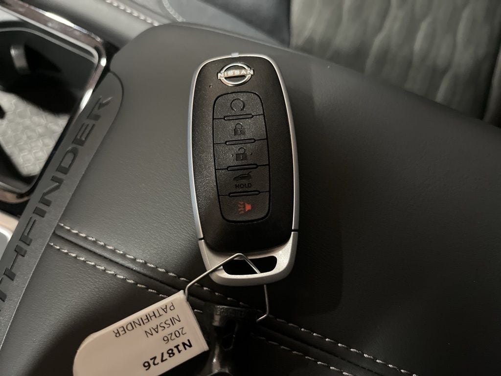 2026 Nissan Pathfinder SV