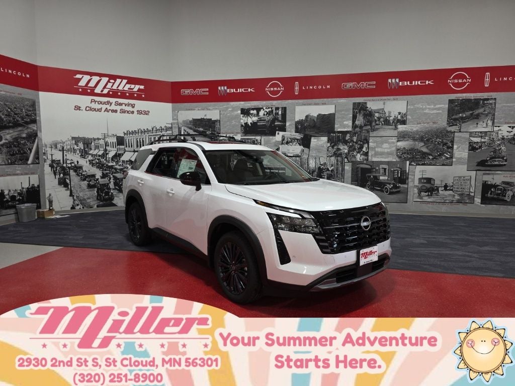 2026 Nissan Pathfinder SL