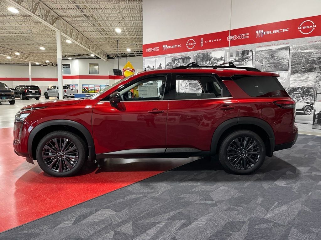 2026 Nissan Pathfinder SL