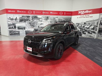 2026 Nissan Pathfinder SL