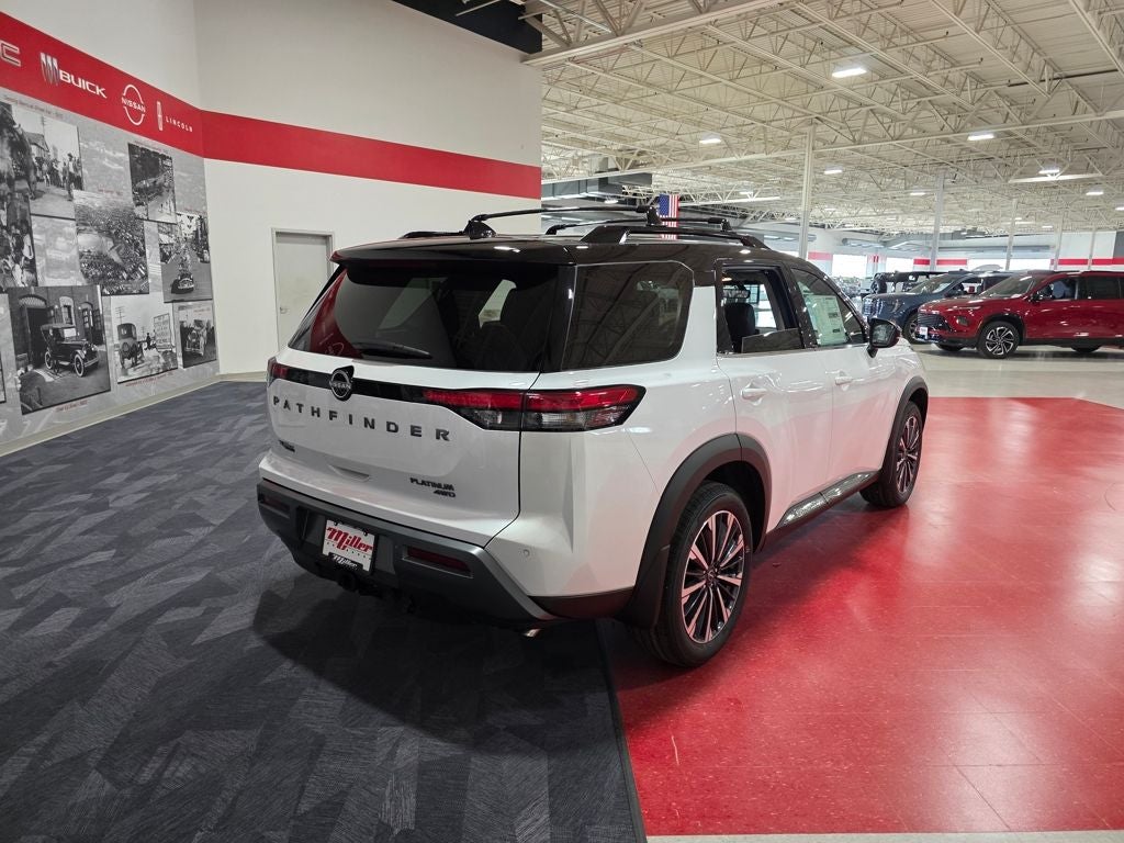 2026 Nissan Pathfinder Platinum