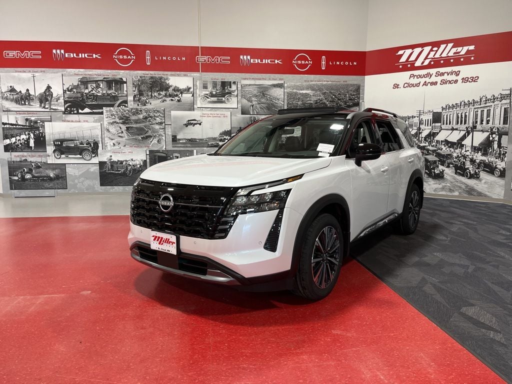 2026 Nissan Pathfinder Platinum