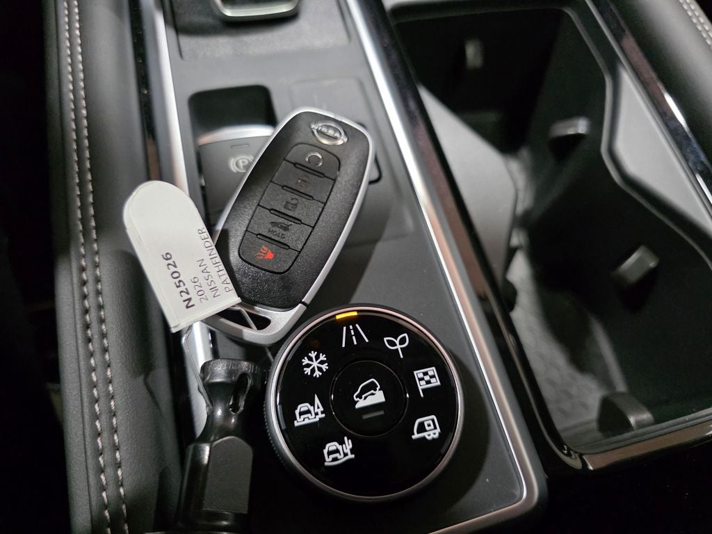 2026 Nissan Pathfinder Platinum