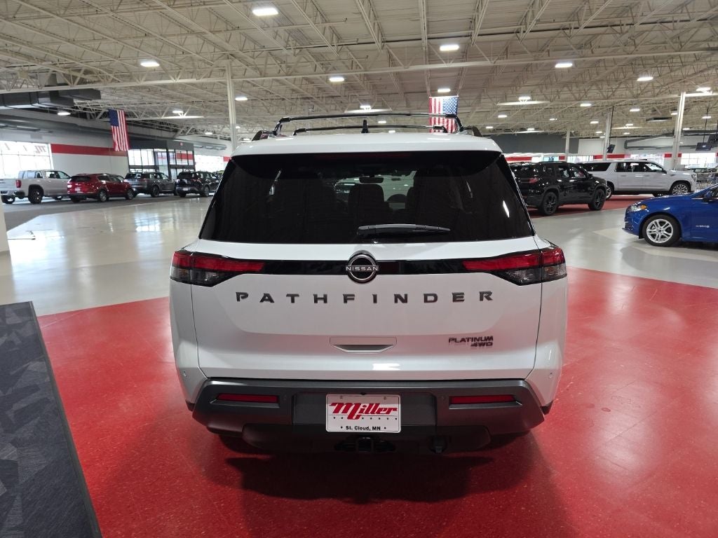 2026 Nissan Pathfinder Platinum