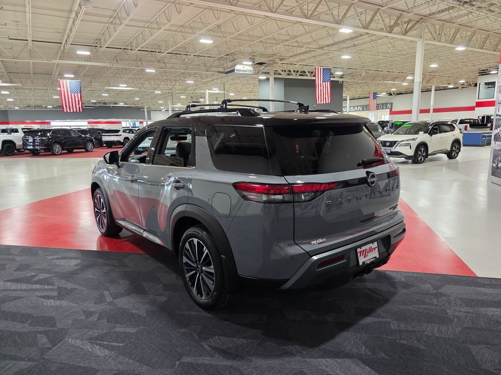 2026 Nissan Pathfinder Platinum