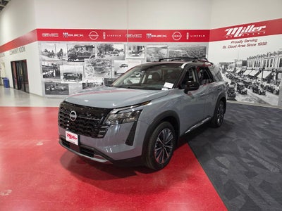 2026 Nissan Pathfinder Platinum