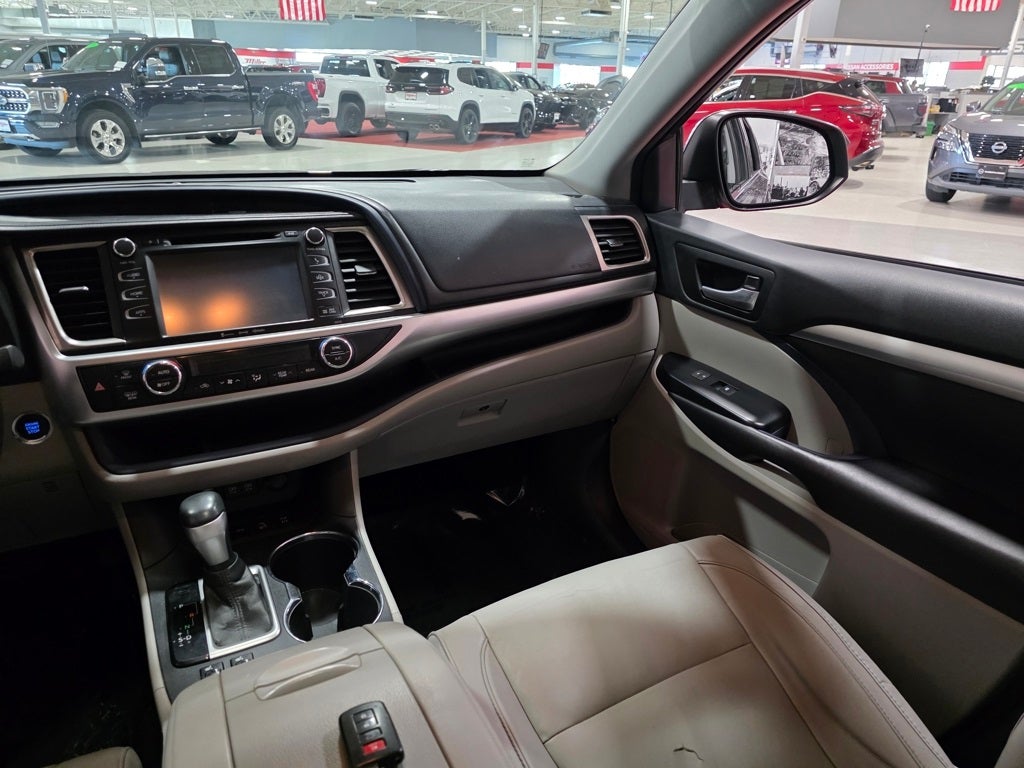 2017 Toyota Highlander XLE