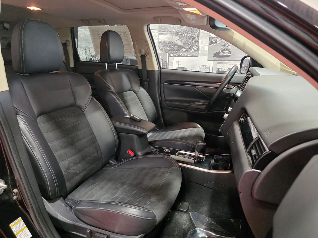 2020 Mitsubishi Outlander ES CarBravo Certified
