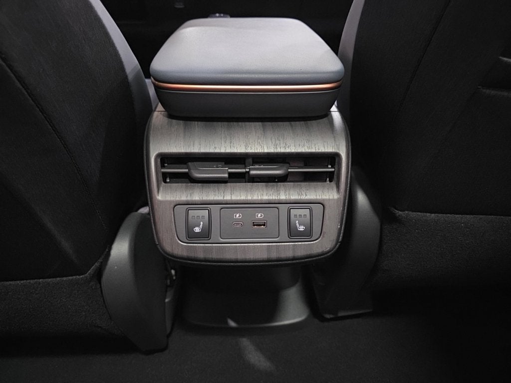 2024 Nissan Ariya PLATINUM+ e-4ORCE