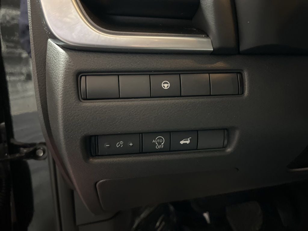 2023 Nissan Rogue SV Carbravo Certified