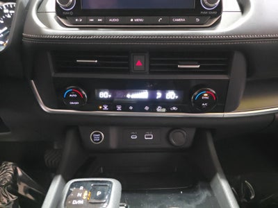 2023 Nissan Rogue SV Carbravo CPO