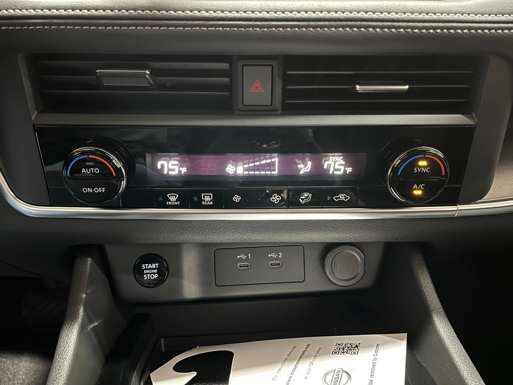 2026 Nissan Rogue SV