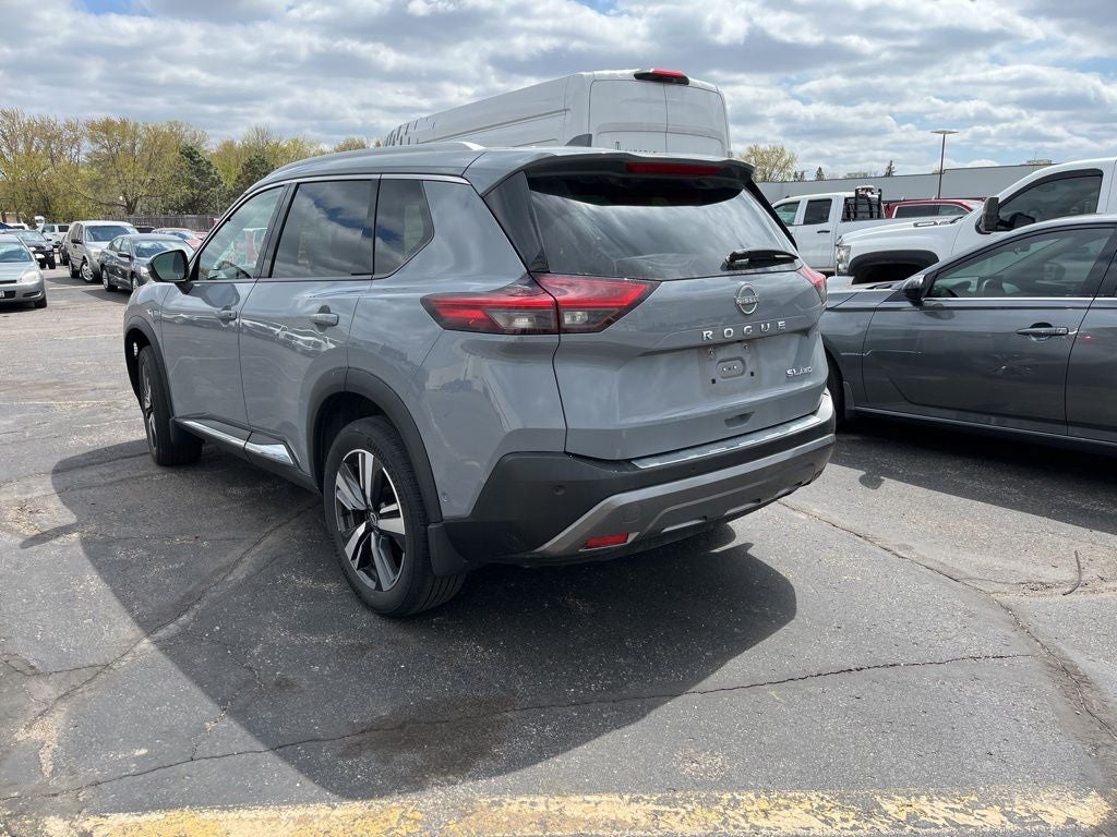 2023 Nissan Rogue SL