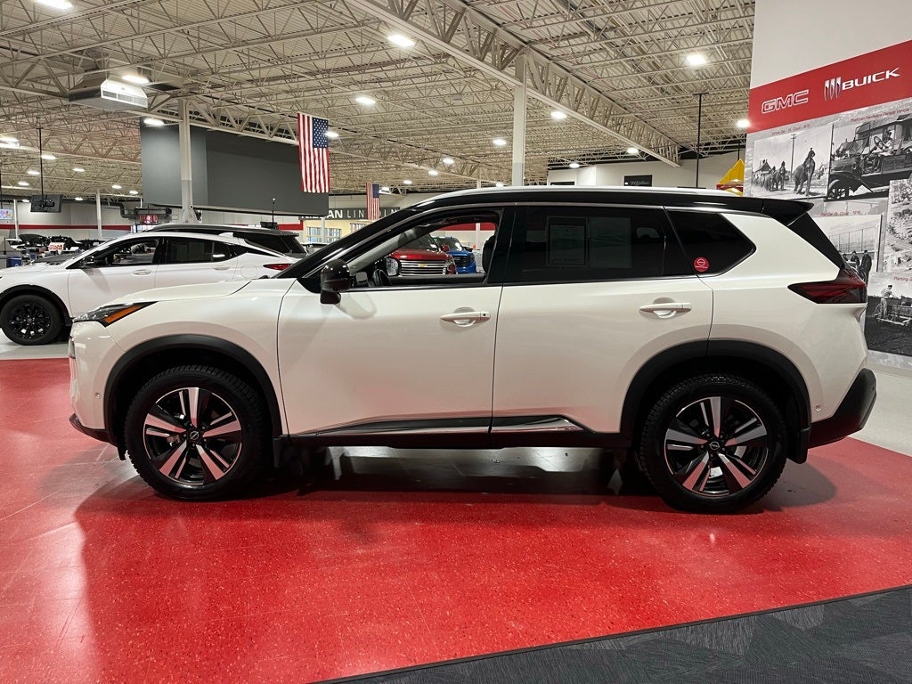2023 Nissan Rogue SL