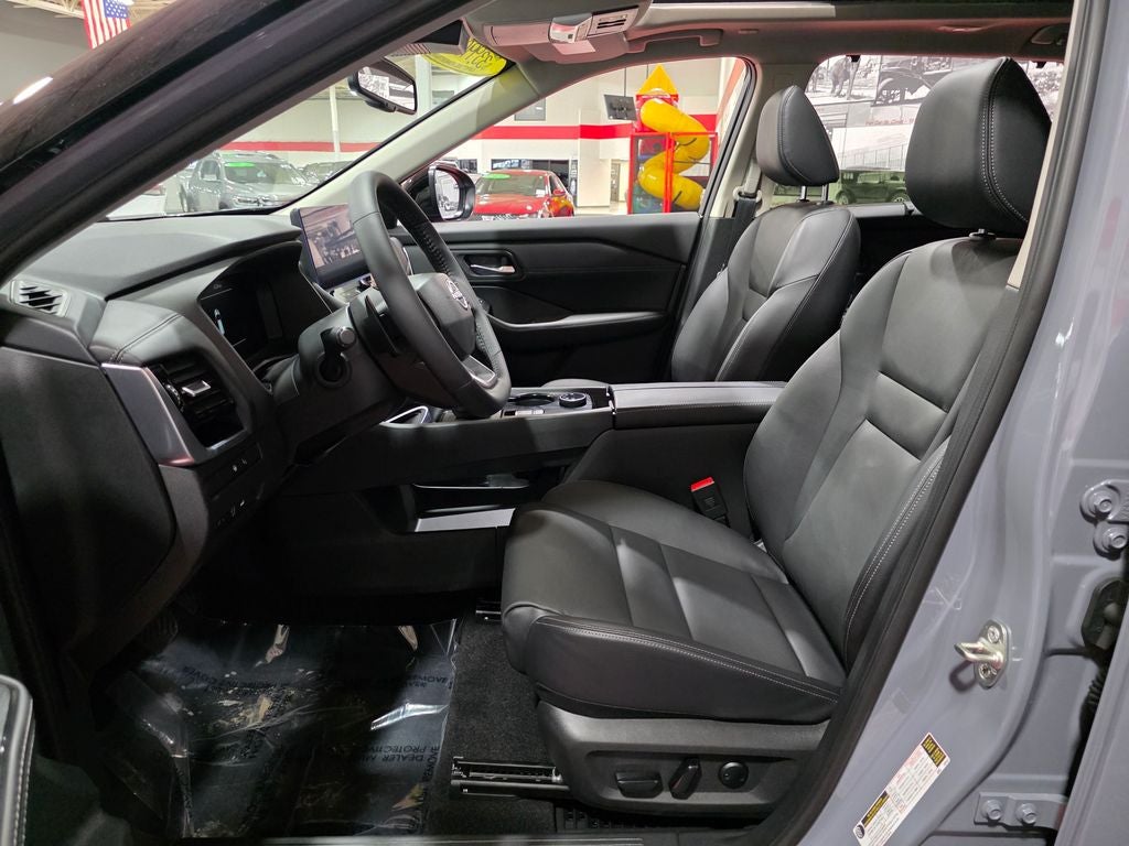 2025 Nissan Rogue SL