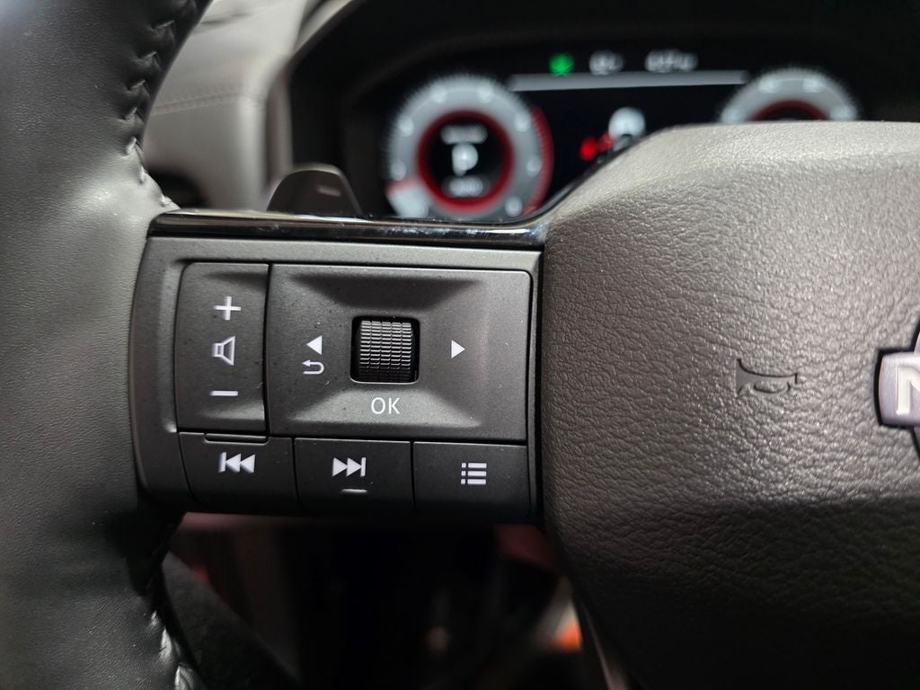 2025 Nissan Rogue SL