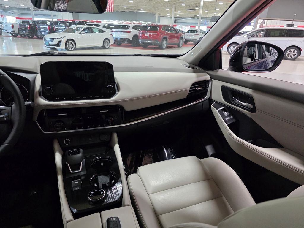 2023 Nissan Rogue SL Carbravo Certified