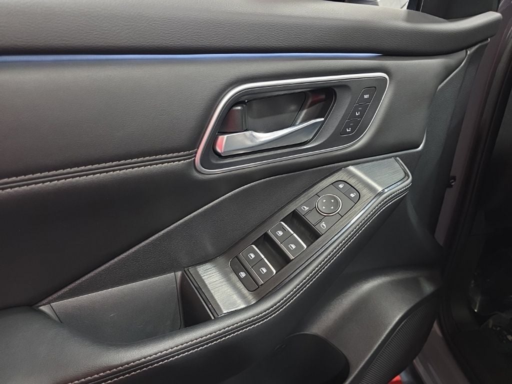 2024 Nissan Rogue Platinum Carbravo Certified