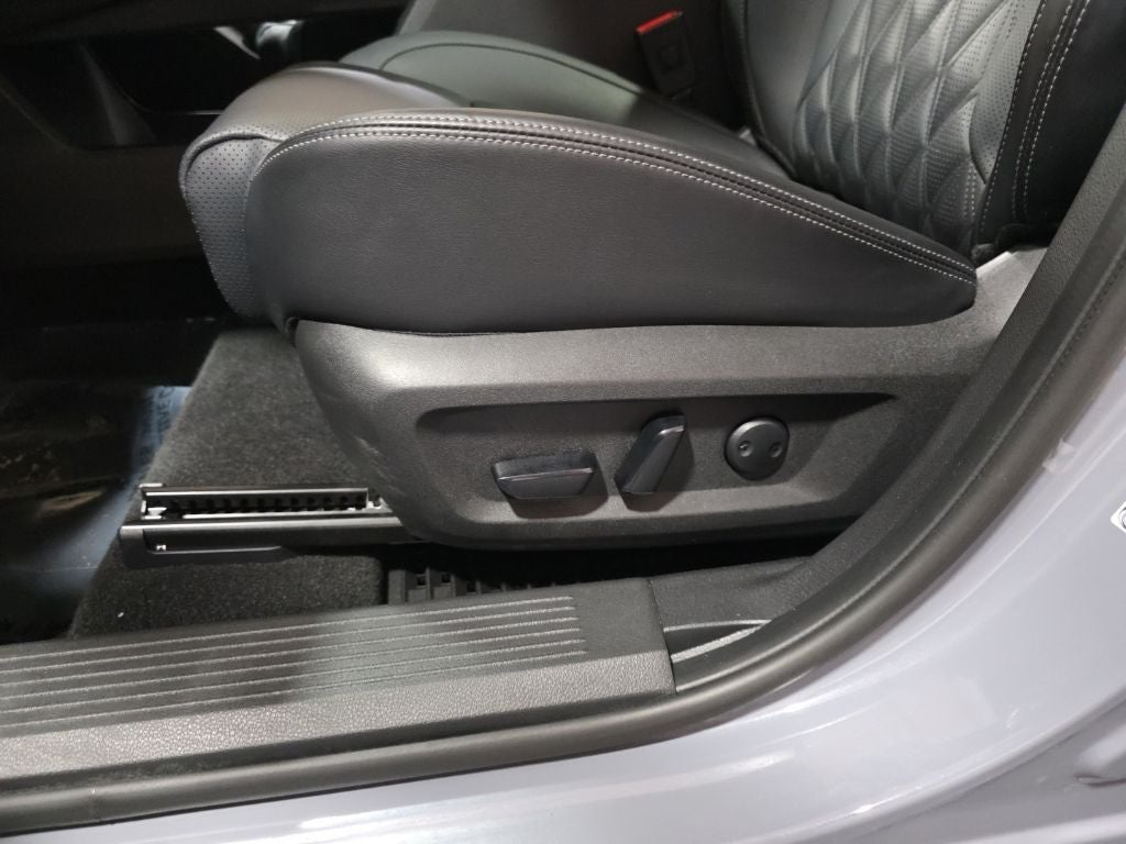 2024 Nissan Rogue Platinum Carbravo Certified