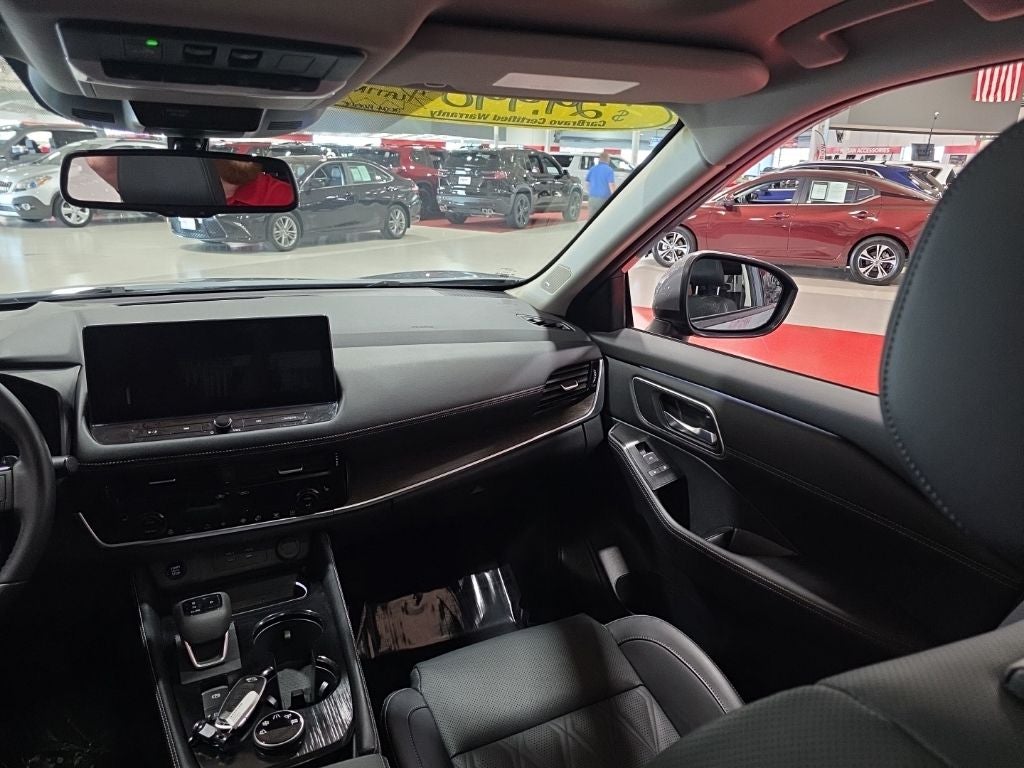 2024 Nissan Rogue Platinum Carbravo Certified