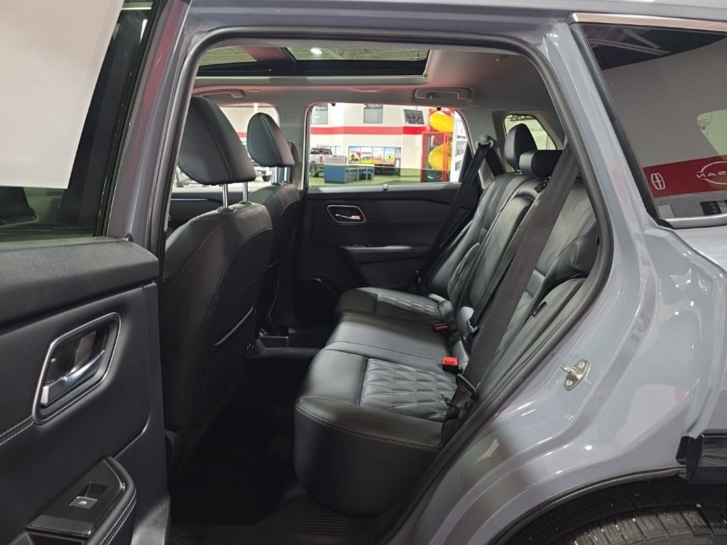 2024 Nissan Rogue Platinum Carbravo Certified