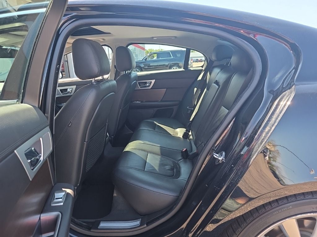 2014 Jaguar XF V6 SC