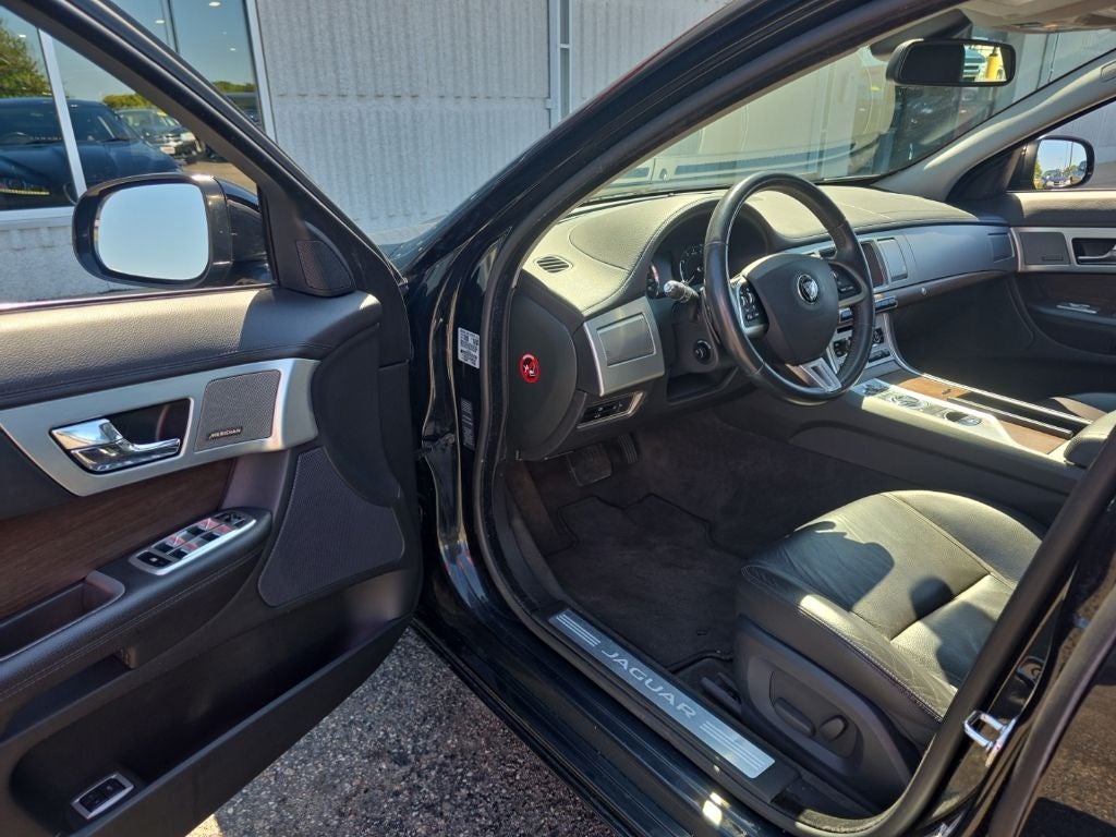 2014 Jaguar XF V6 SC